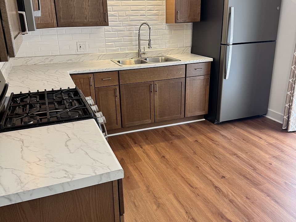 1st image of 3647 Kalamazoo Ave SE