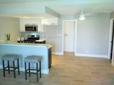 642 W Maple Ave APT B, Orange, CA, 92868