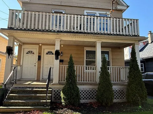 2253 Ontario Ave, Niagara Falls, NY 14305