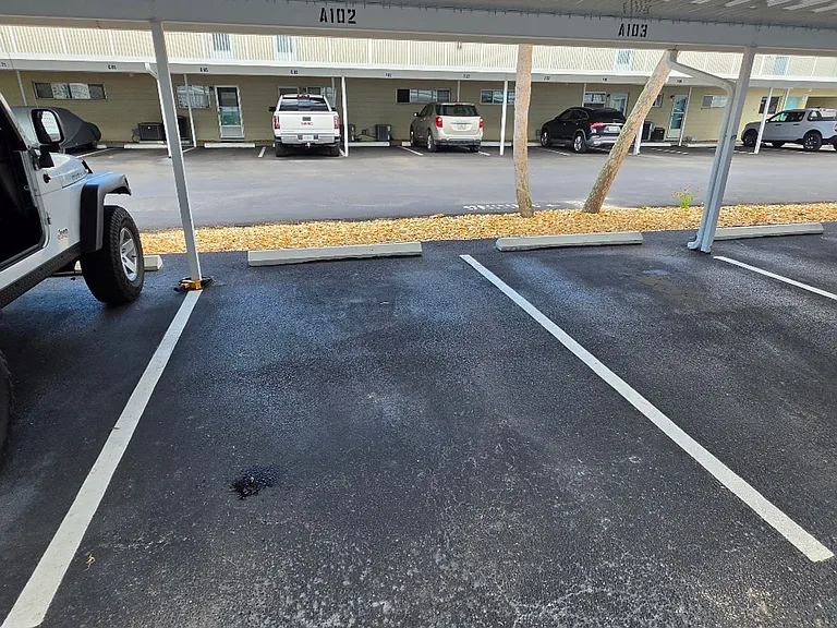 325 Causeway #A102 — Photo 36