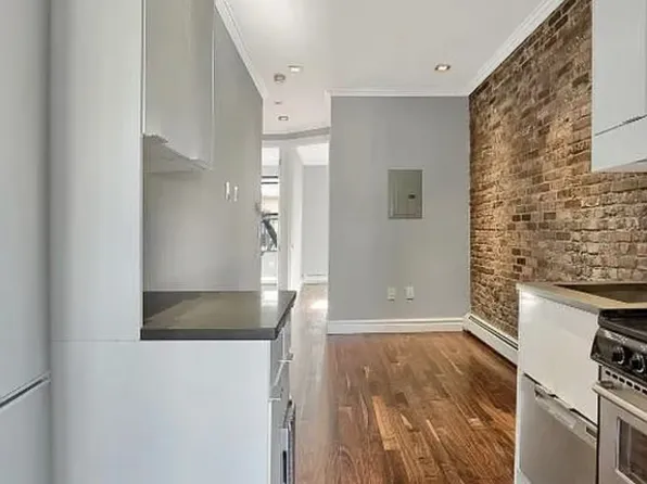 124 Ridge Street 6 image 8 of 8