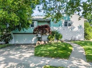 920 Lawrence Ct, Valley Stream, NY 11581