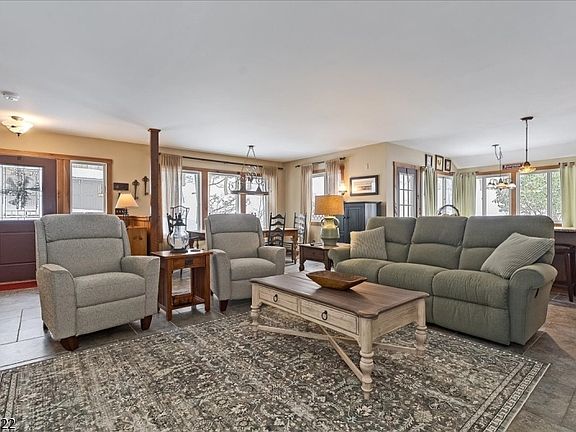 4th image of 14 W Cherry Tree Ln