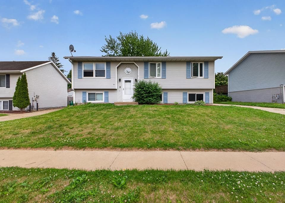 1st image of 2042 50th St NW