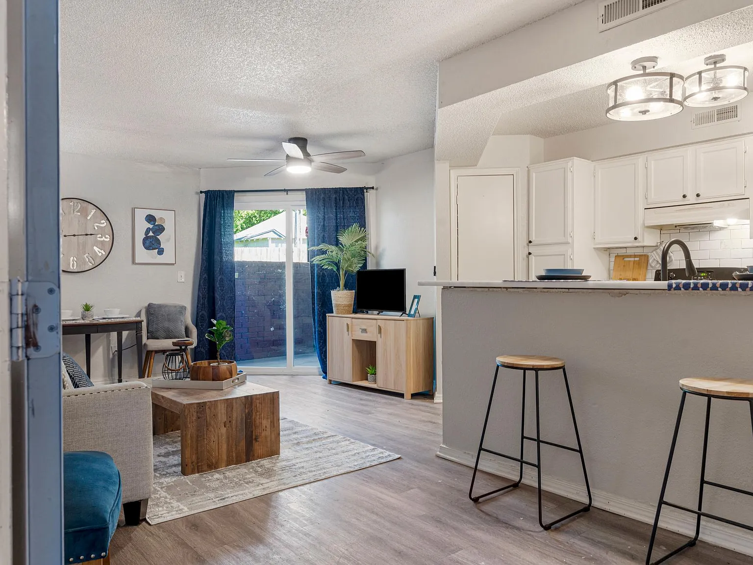 1 bed, 628 sqft, $1,500 — Photo 2