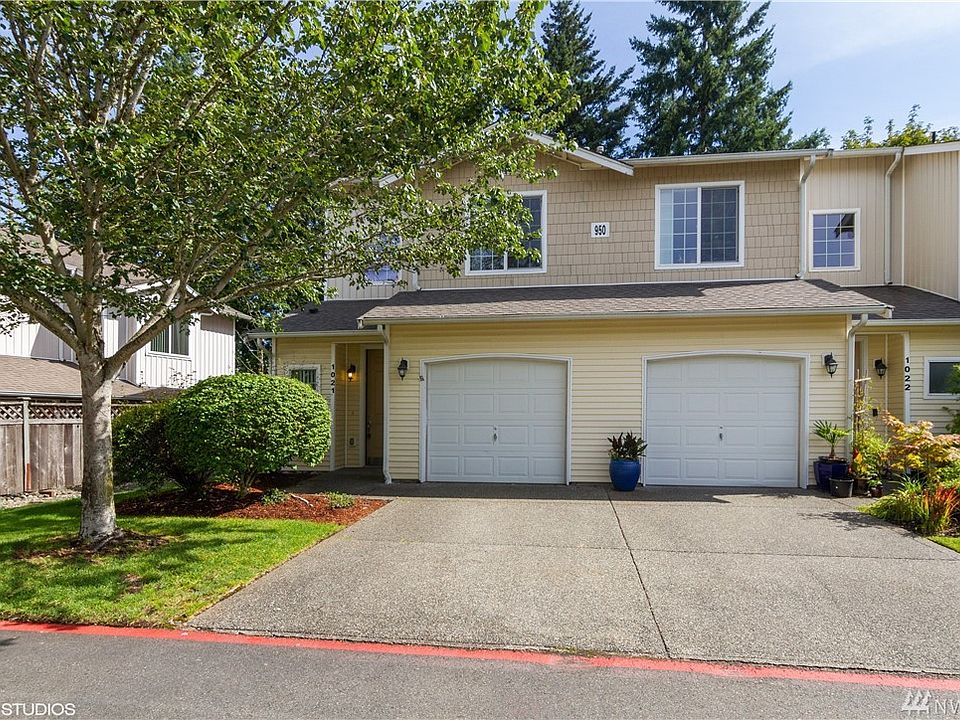1st image of 950 Lynnwood Ct SE Unit 1021