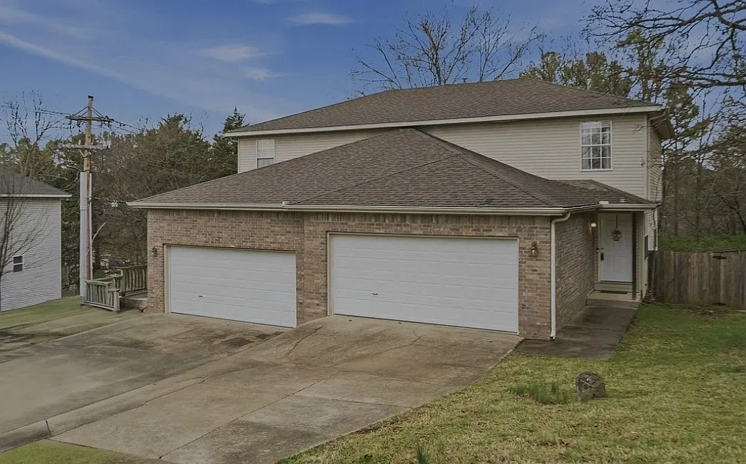 3 bed, 2.5 bath, 1550 sqft, $1,750 — Photo 1