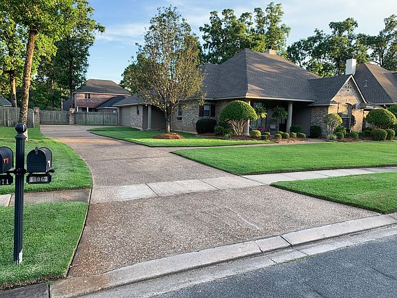 3rd image of 10067 Toulouse Dr