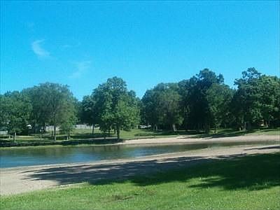 1st image of 23897 Long Lake Dr