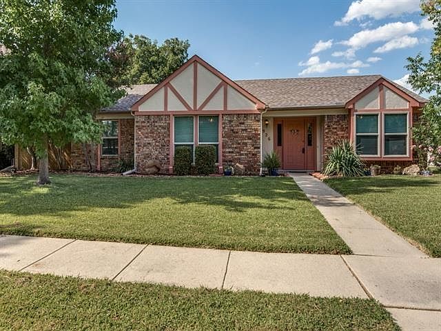 926 Bitternut Street View