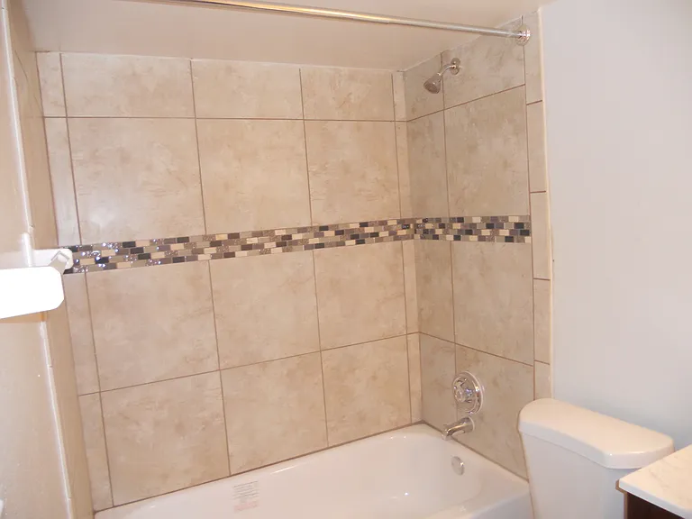 618 Orange Dr #212 — Photo 6