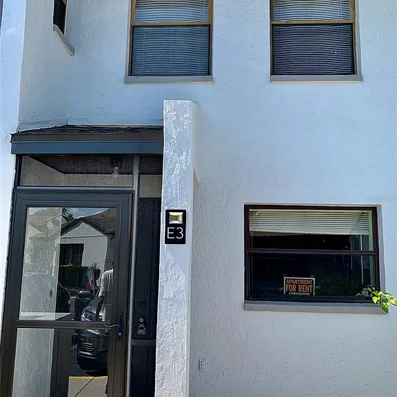2000 Forrest Nelson Blvd #E3 — Photo 1