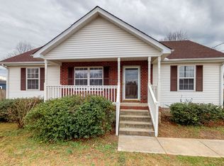 802 Childers Ct, La Vergne, TN 37086