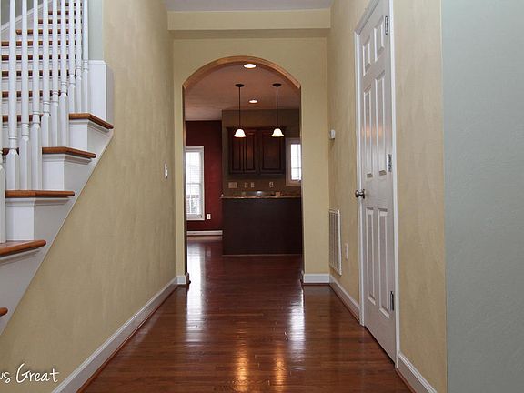 2nd image of 2348 Foxfield Ln