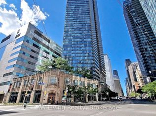 832 Bay St #1303, Toronto, ON M5S1Z6