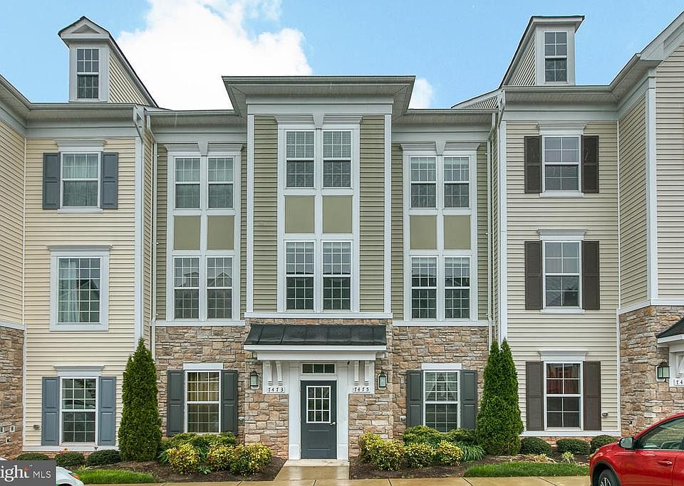 Welcome home to Falls Grove Condos!