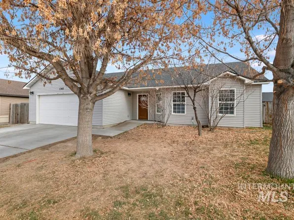 1343 Valencia St, Twin Falls, ID 83301
