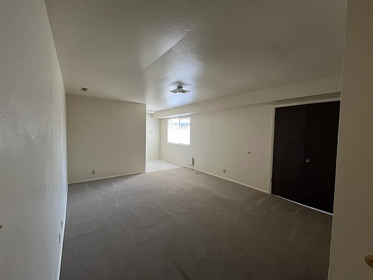616 N Main St — Photo 2
