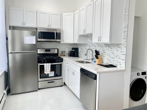 86 South Street image 7 of 13