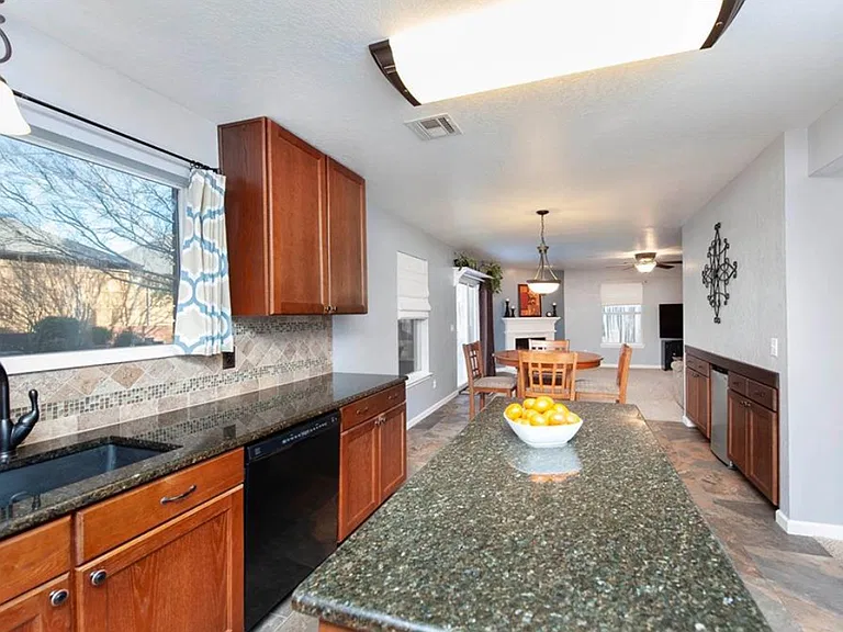 17517 Wain Bridge Ave — Photo 5