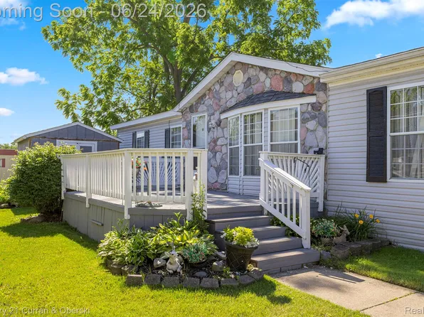 14142 Wilson Dr, Plymouth, MI 48170
