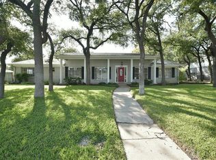 1802 W Cedar Elm Dr, Arlington, TX 76012