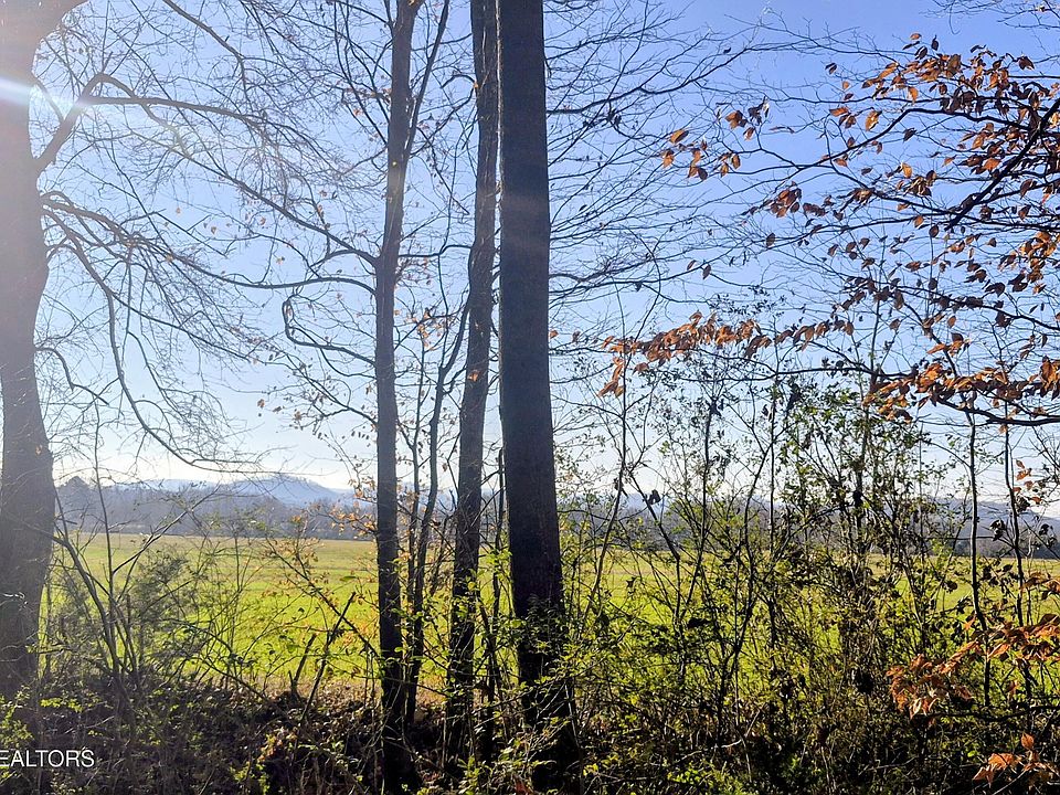 2nd image of County Road 414