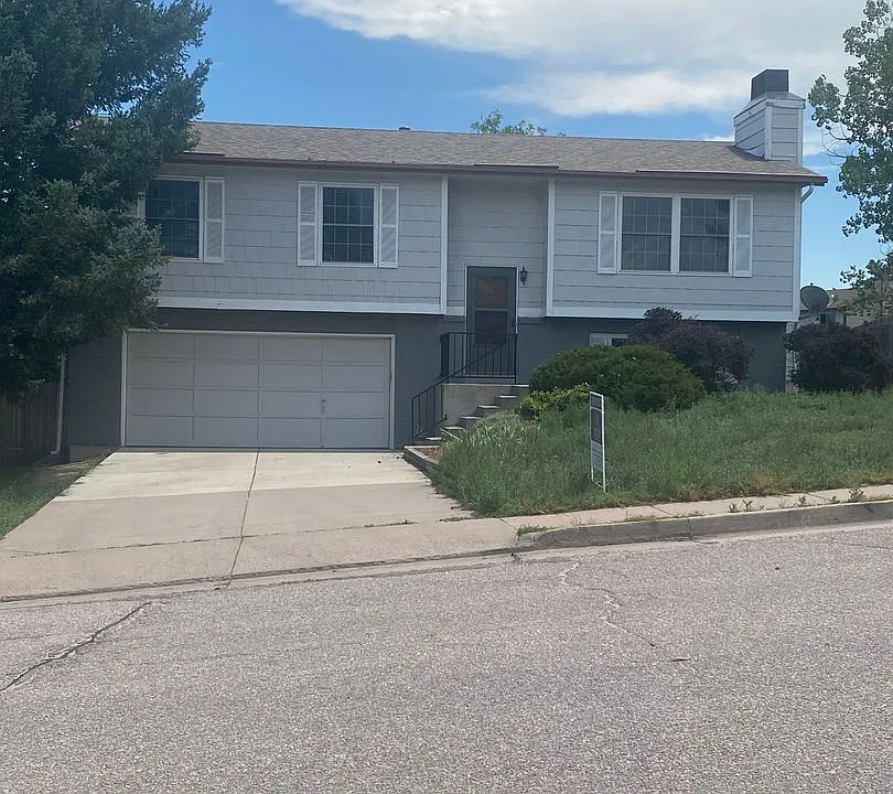 6515 Flintridge Dr