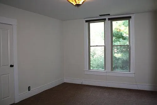 805 N Lincoln St — Photo 6