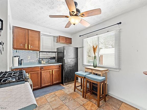 3rd image of 1268 Homestead Rd