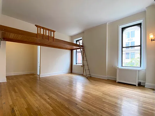 Rented by Compass | media 13