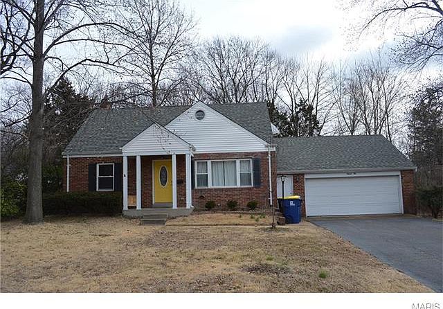 1st image of 1510 S Elm Ave