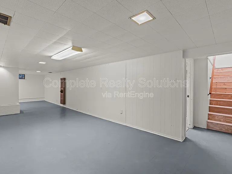 560 Bardot Dr — Photo 21