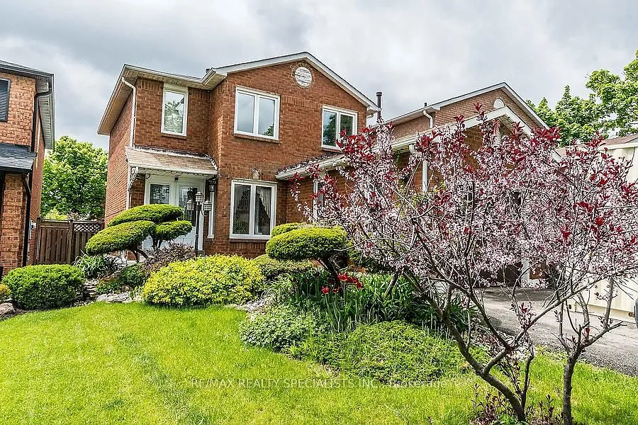 4 bed, $3,700 — Photo 2