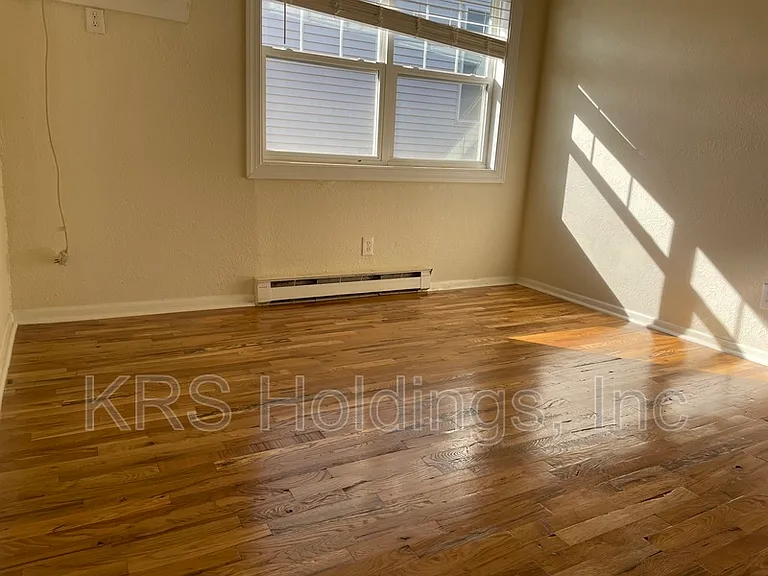 946 W Ocean View Ave #15 — Photo 7