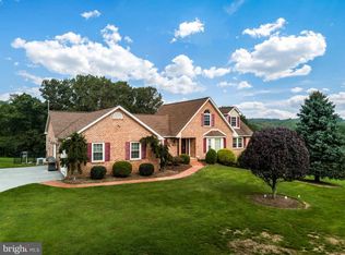 2110 Warren Way Dr, Westminster, MD 21157