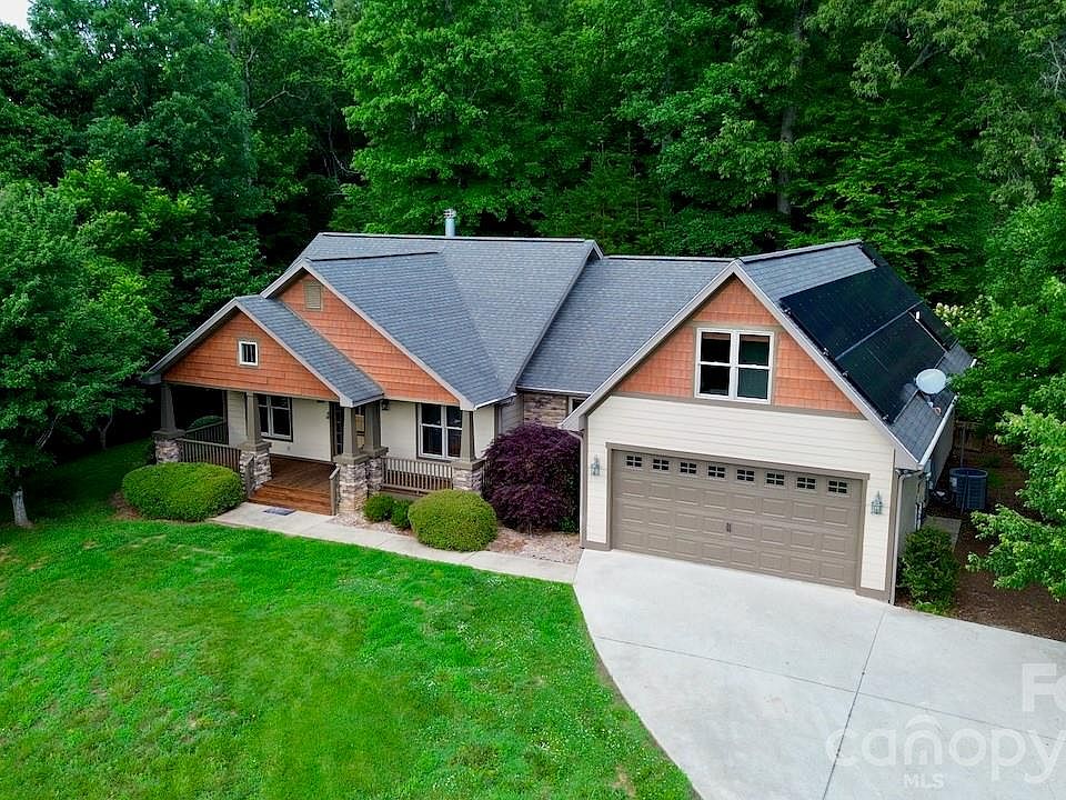 1st image of 25 Willow Branch Ln