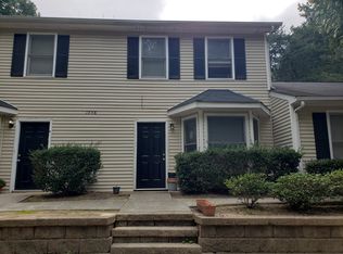 1558 Oakpointe Dr SW, Marietta, GA 30008