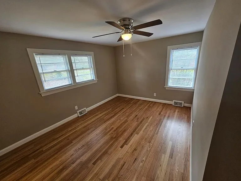 112 Timberlane Dr — Photo 8