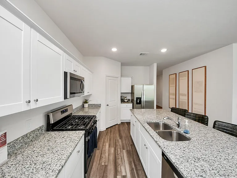 10317 Tuscan Valley Dr — Photo 8