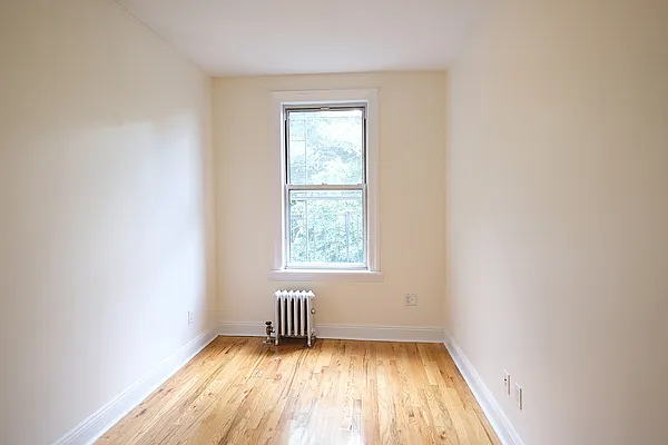 Rented by CG Realty | media 16