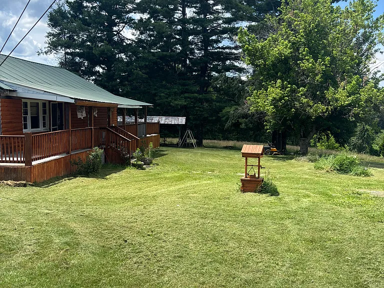 865 Tug Creek Connection Rd — Photo 4