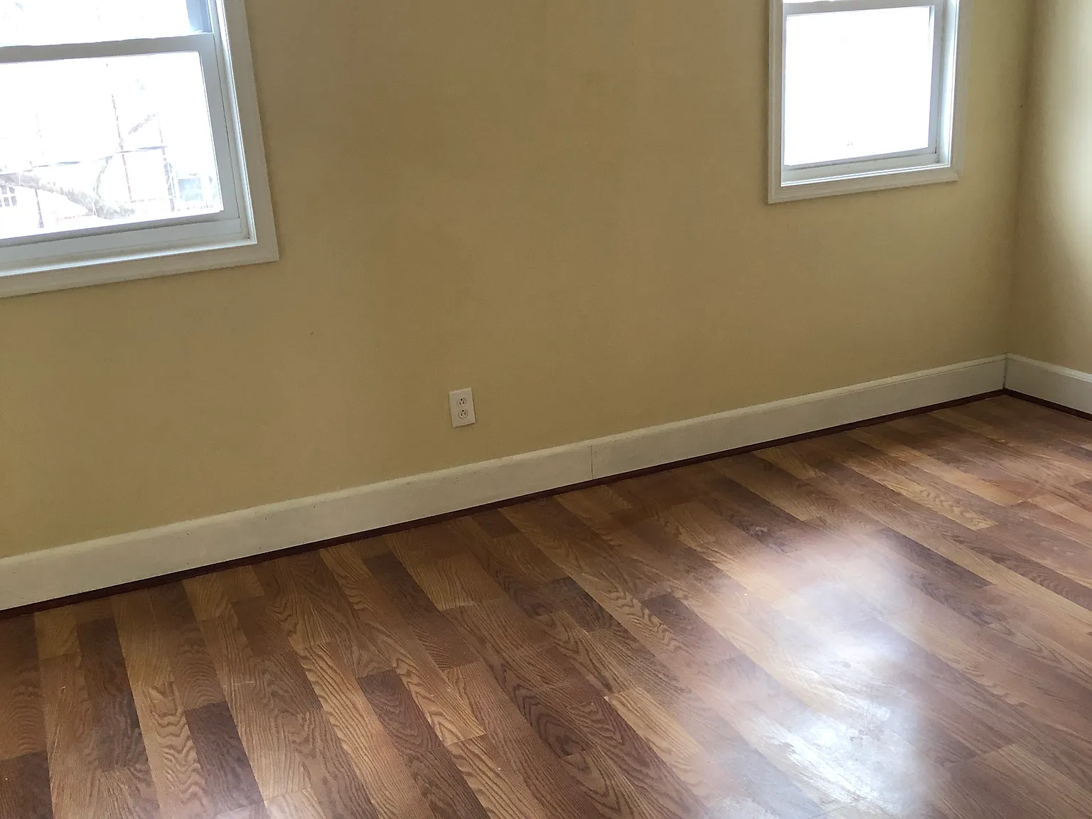 3 bed, 1500 sqft, $1,650 — Photo 1