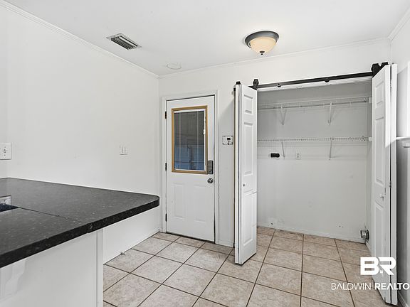 5th image of 504 General Maury Dr