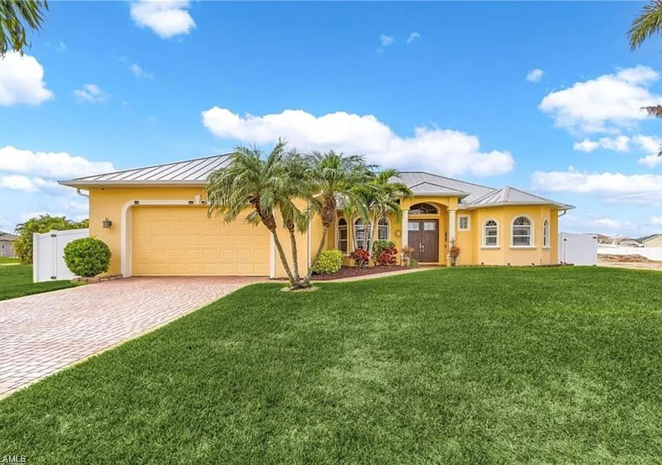 1004 NW 33rd Ave