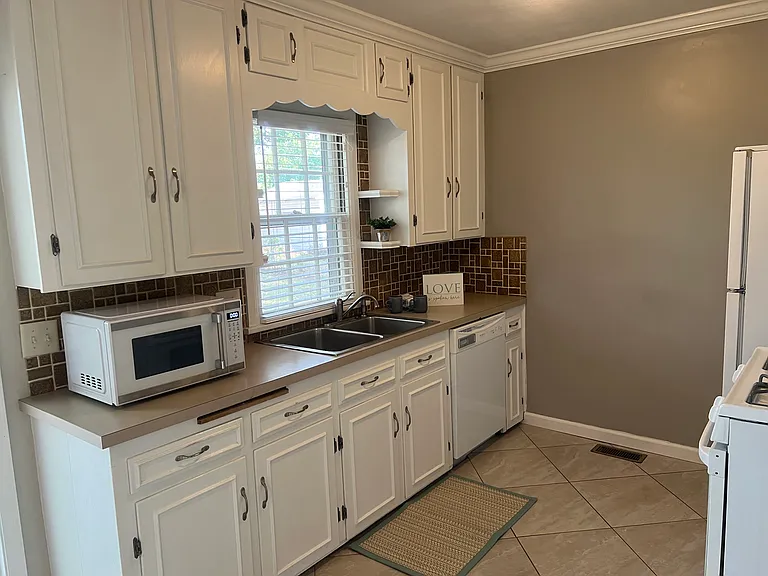 2038 S Terrace Dr — Photo 10