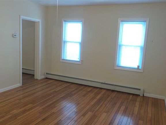 2nd image of 159 Cleveland Ave APT 1
