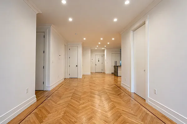 24-39 38th Street #B10B9