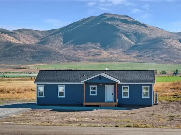 8 Punkin Center Rd, Gannett, ID 83313