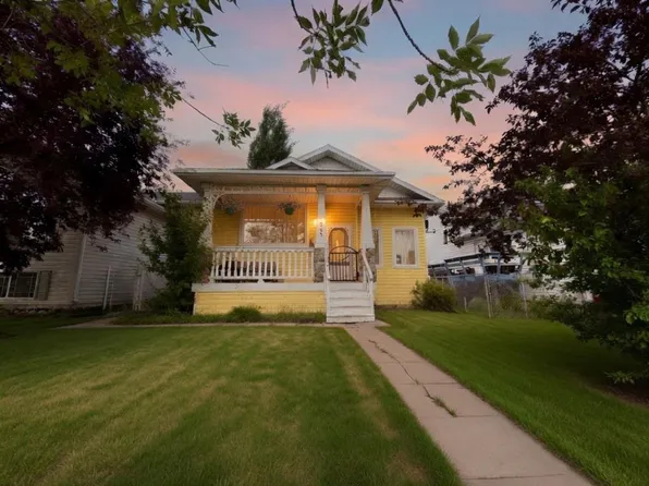 7349 S Kateri Dr, Grande Prairie, AB T8W 2N3